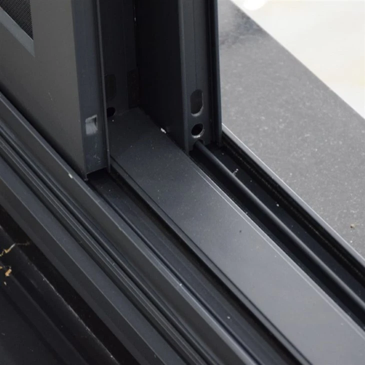 triple glazed aluminium sliding doors